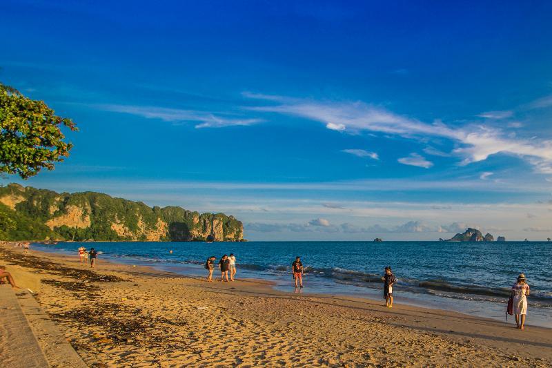 Aonang Sunset Hotel - Sha Extra Plus Ao Nang Exterior photo